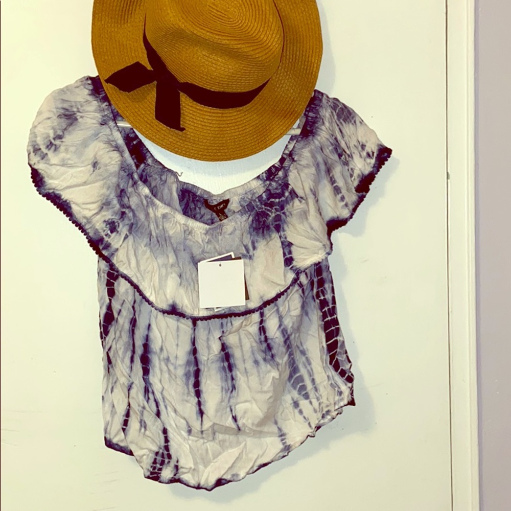 Tie dye Top (brand new)💙